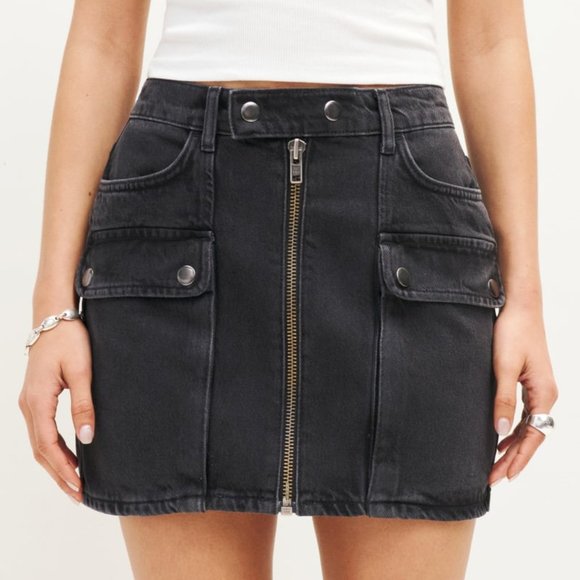 Reformation - NWT Marcus Denim Mini Skirt (Color: Ness, Size: 29) Retail: $168 - Picture 1 of 6